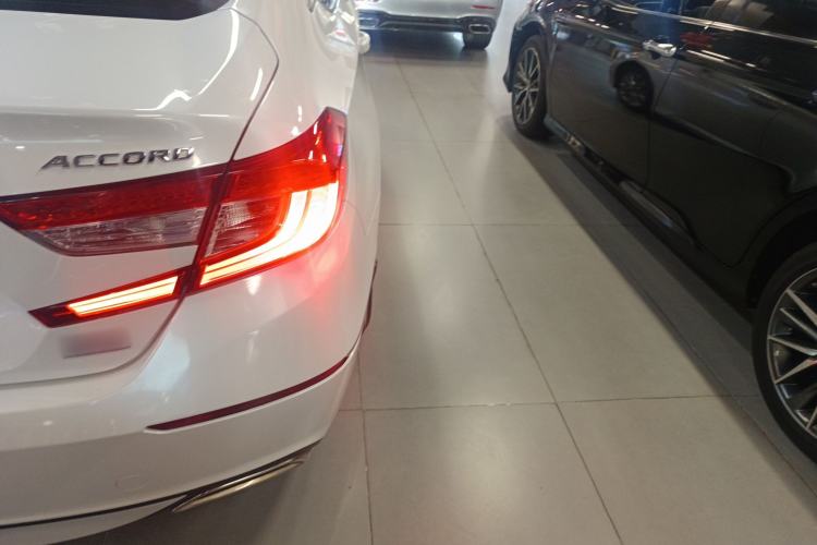Used Honda Accord 2018 260TURBO Elite Edition China VI Exterior 3