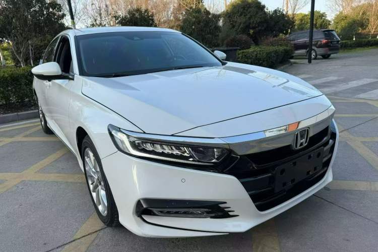 Used Honda Accord 2018 260TURBO Luxury Edition China VI Exterior 3