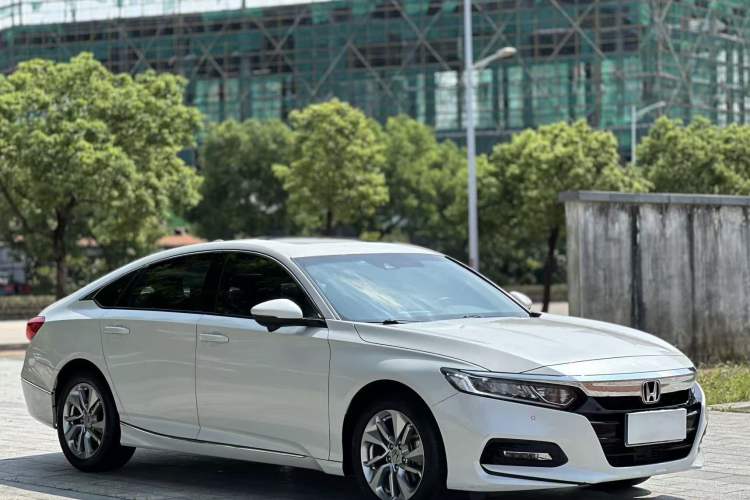 Used Honda Accord 2018 260TURBO Luxury Edition China VI Exterior 3