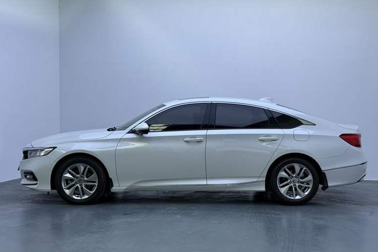 Used Honda Accord 2018 260TURBO Elite Edition China VI Exterior 4