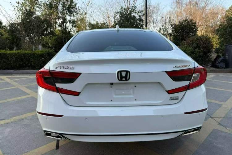 Used Honda Accord 2018 260TURBO Luxury Edition China VI Exterior 4