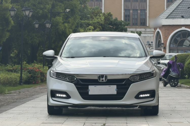 Used Honda Accord 2018 260TURBO Elite Edition China VI Exterior 5