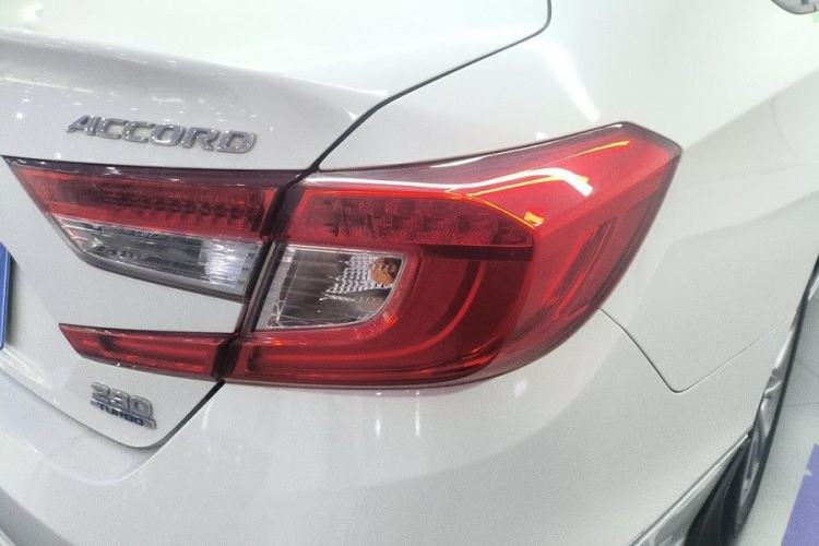 Used Honda Accord 2018 230TURBO Comfort Version National V Exterior 5