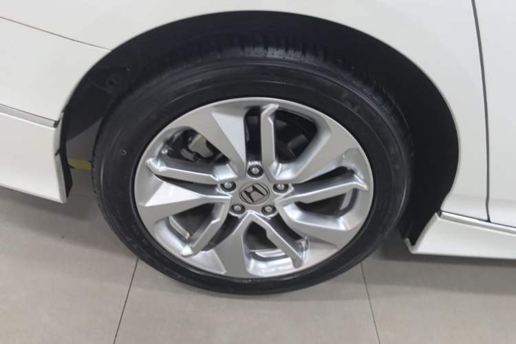 Used Honda Accord 2018 230TURBO Comfort Version National V Exterior 5