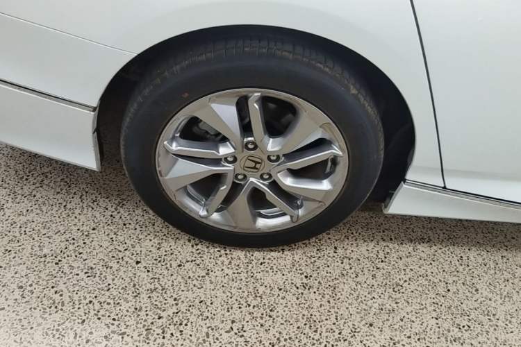 Used Honda Accord 2018 260TURBO Elite Edition China V Exterior 5