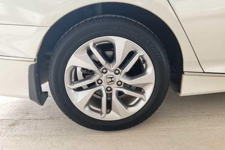 Used Honda Accord 2018 260TURBO Elite Edition China VI Exterior 5