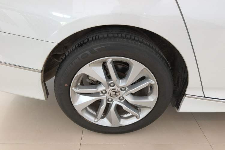 Used Honda Accord 2018 260TURBO Elite Edition China VI Exterior 5