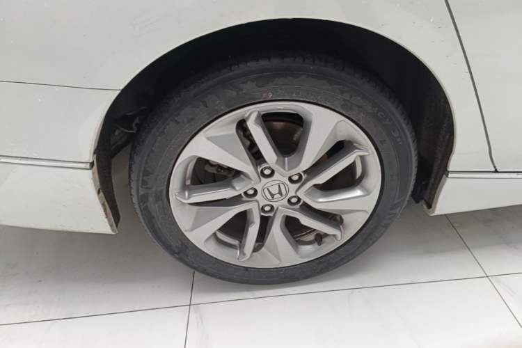 Used Honda Accord 2018 260TURBO Luxury Edition China VI Exterior 5