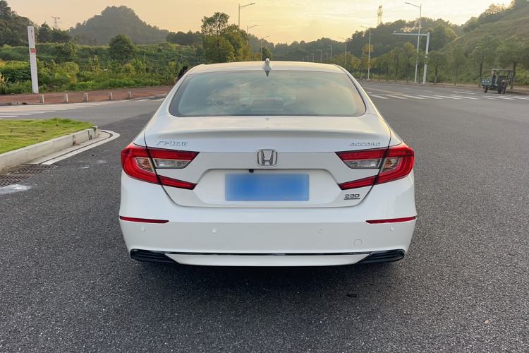 Used Honda Accord 2018 230TURBO Comfort Edition China VI Emission Standard Exterior 6
