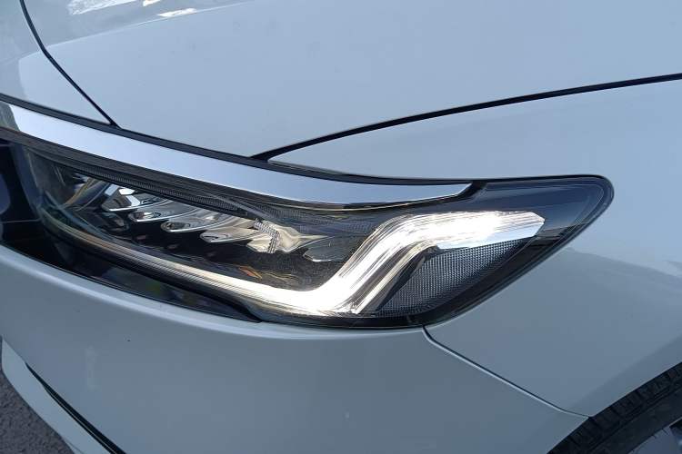 Used Honda Accord 2018 260TURBO Elite Edition China V Exterior 7