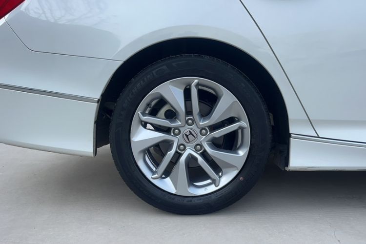 Used Honda Accord 2018 260TURBO Luxury Edition China VI Exterior 9