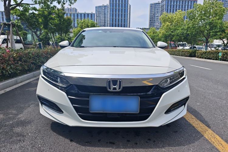 Used Honda Accord 2018 260TURBO Luxury Edition China VI Front
