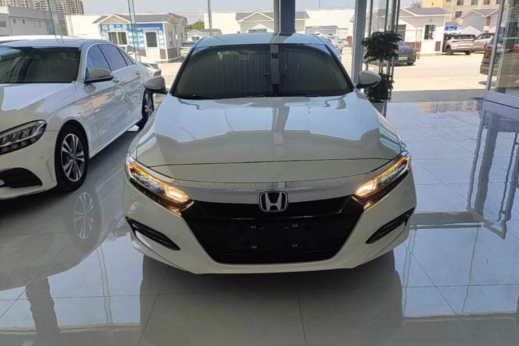 Used Honda Accord 2018 260TURBO Elite Edition China VI Front