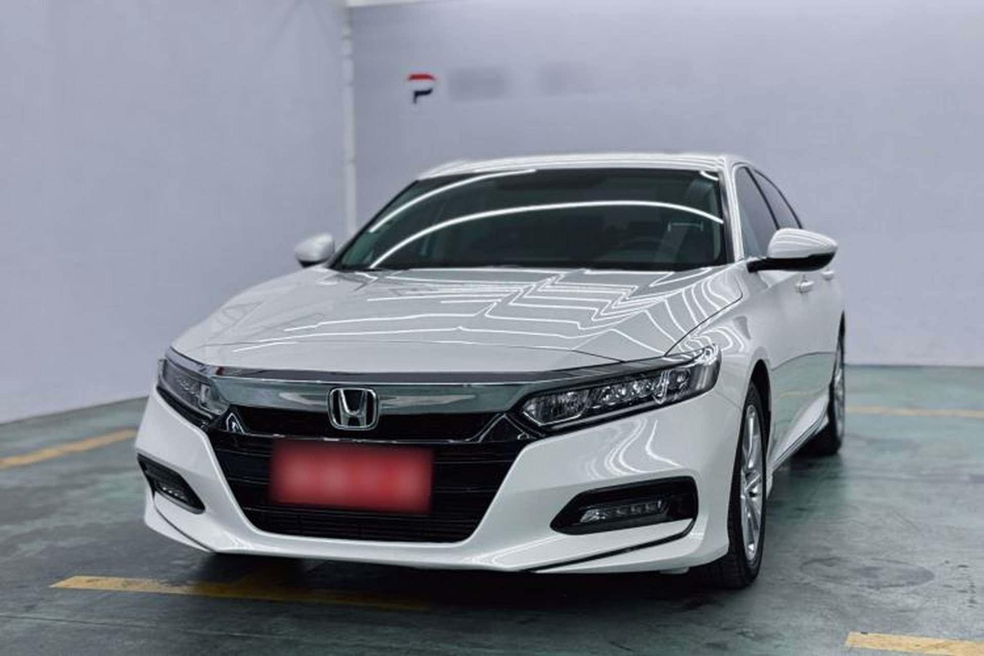 Used Honda Accord 2018 260TURBO Elite Edition China VI Front Left 45 Deg