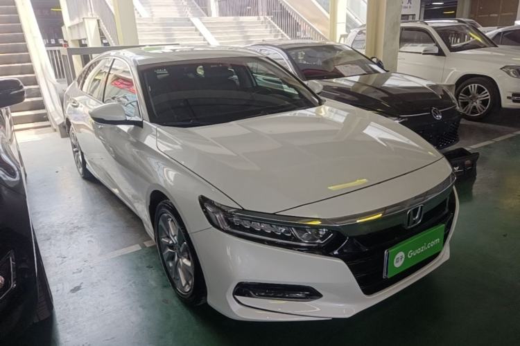 Used Honda Accord 2018 260TURBO Elite Edition China V Front Right 45 Deg