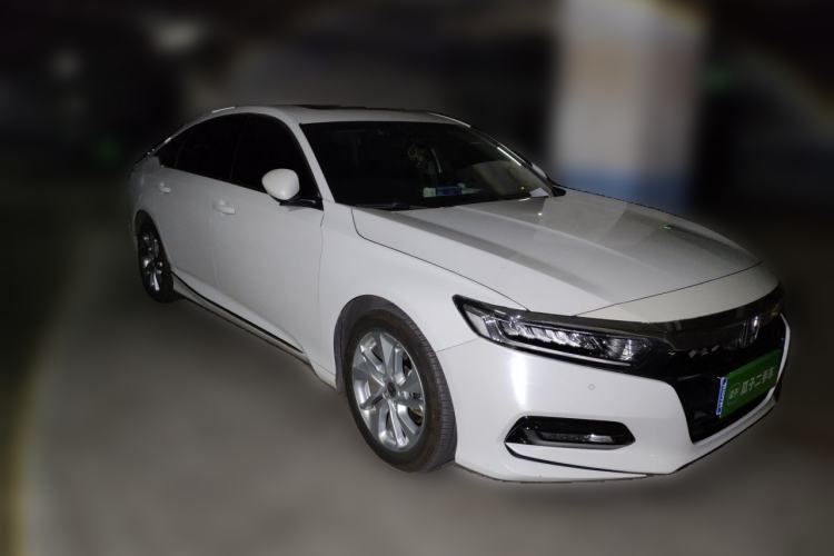 Used Honda Accord 2018 260TURBO Luxury Edition China VI Front Right 45 Deg
