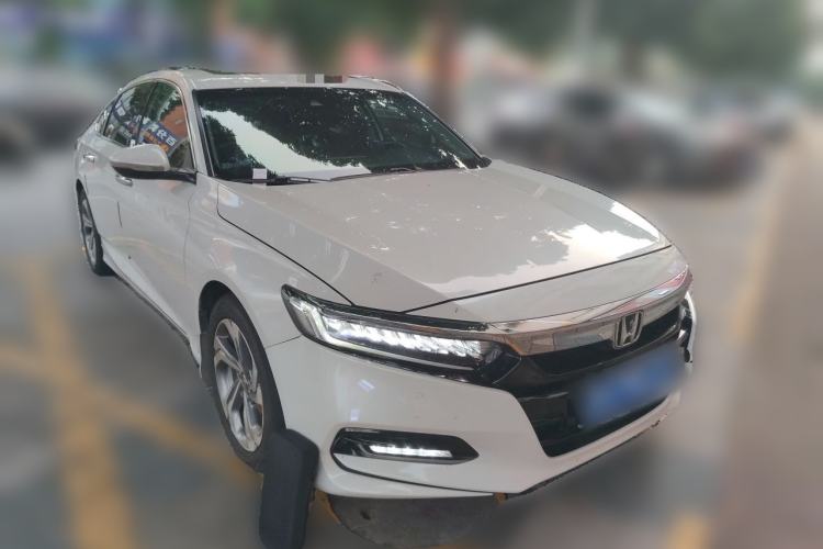 Used Honda Accord 2018 260TURBO Flagship Edition National V Front Right 45 Deg