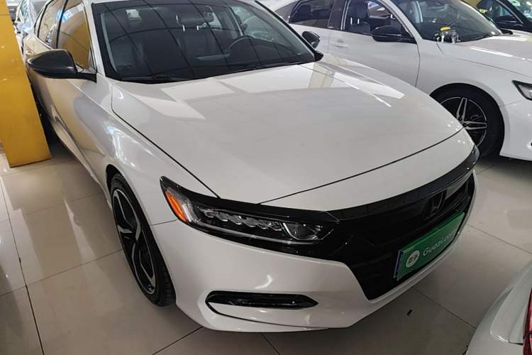 Used Honda Accord 2018 260TURBO Elite Edition China VI Front Right 45 Deg