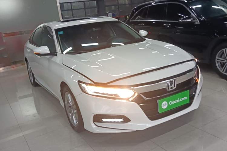 Used Honda Accord 2018 260TURBO Elite Edition China V Front Right 45 Deg