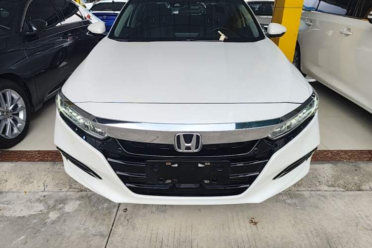 Used Honda Accord 2018 260TURBO Luxury Edition China V Emission Standard Front