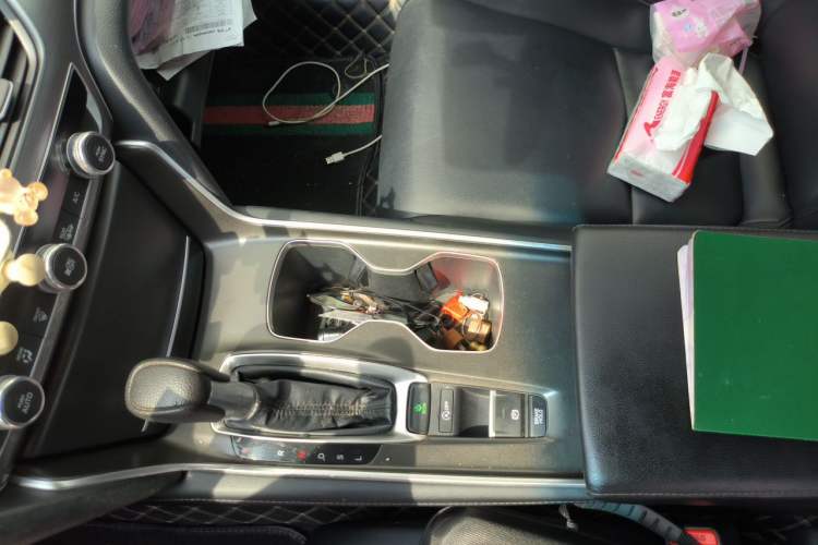 Used Honda Accord 2018 260TURBO Luxury Edition China VI Gear Lever