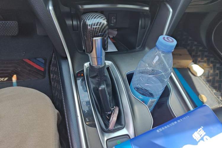 Used Honda Accord 2018 260TURBO Luxury Edition China VI Gear Lever