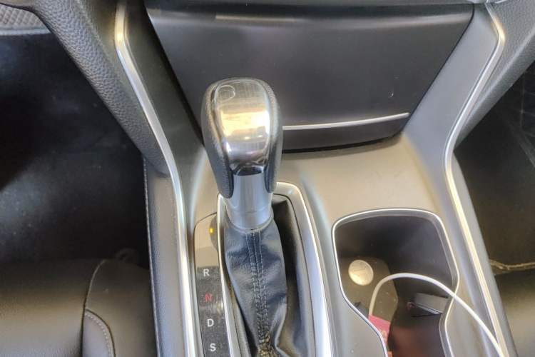 Used Honda Accord 2018 260TURBO Luxury Edition China VI Gear Lever
