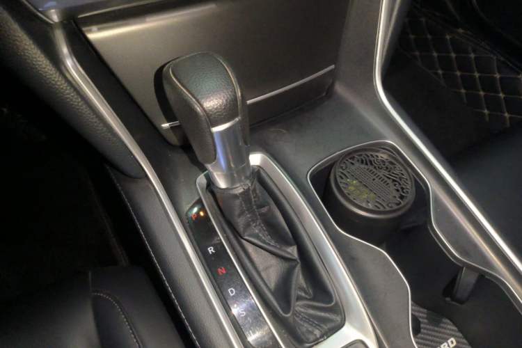 Used Honda Accord 2018 260TURBO Luxury Edition China VI Gear Lever