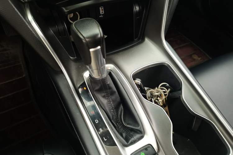 Used Honda Accord 2018 260TURBO Elite Edition China V Gear Lever
