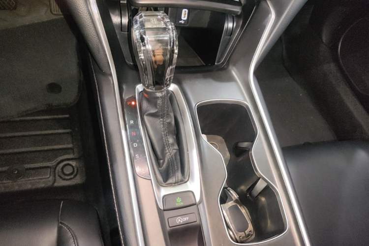 Used Honda Accord 2018 260TURBO Elite Edition China VI Gear Lever
