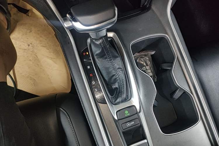 Used Honda Accord 2018 260TURBO Prestige Edition China VI Gear Lever