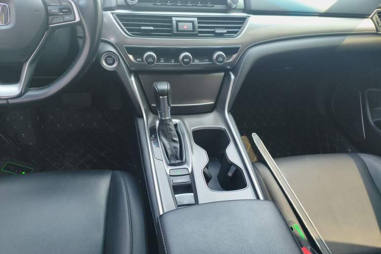 Used Honda Accord 2018 260TURBO Elite Edition China VI Gear Lever