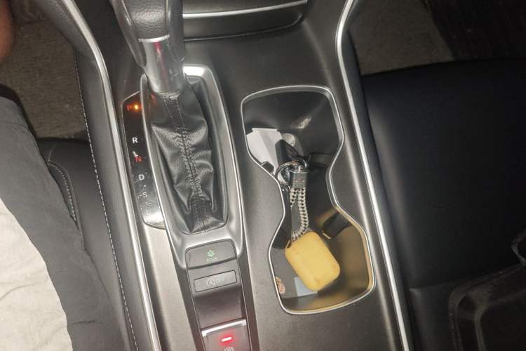 Used Honda Accord 2018 260TURBO Elite Edition China VI Gear Lever