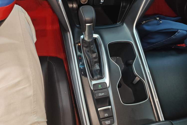 Used Honda Accord 2018 260TURBO Elite Edition China VI Gear Lever