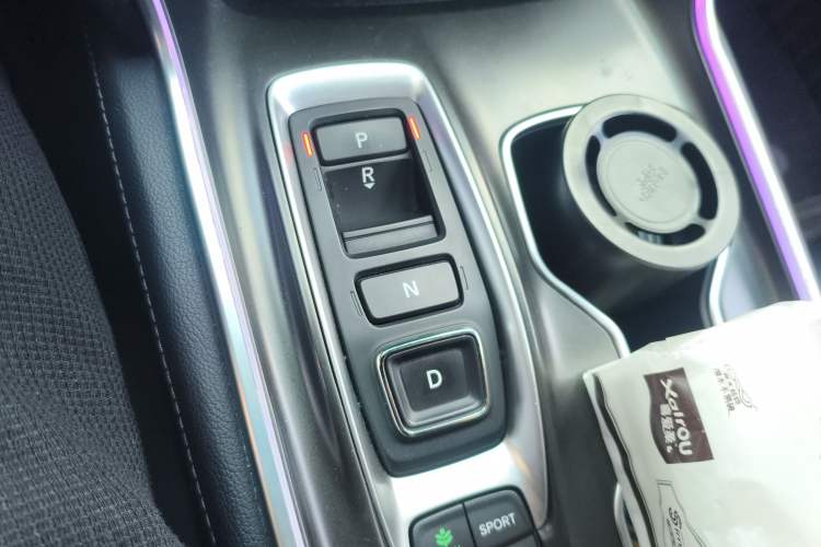 Used Honda Accord 2018 Rui·Hybrid 2.0L Rui Zhi Edition China VI Gear Lever