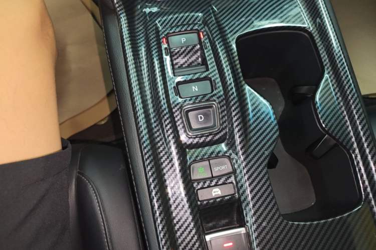 Used Honda Accord 2018 Rui·Hybrid 2.0L Rui Zhi Edition China VI Gear Lever