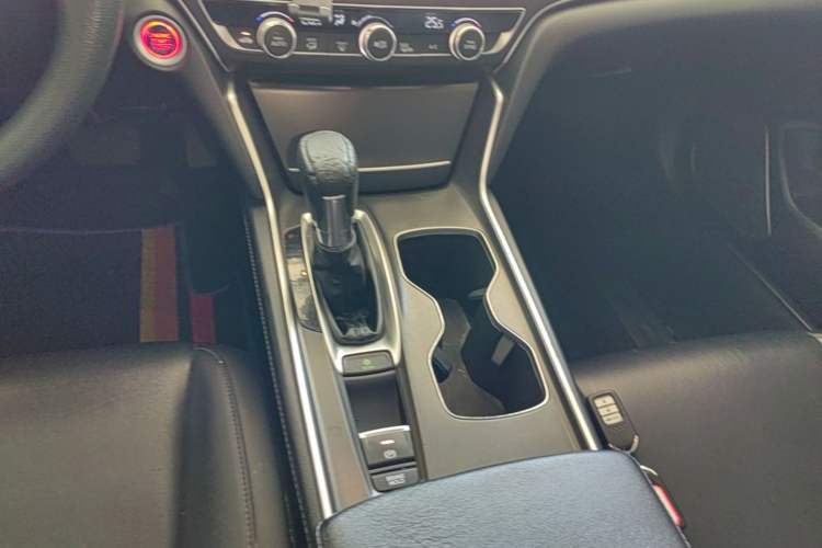 Used Honda Accord 2018 230TURBO Comfort Version National V Gear Lever