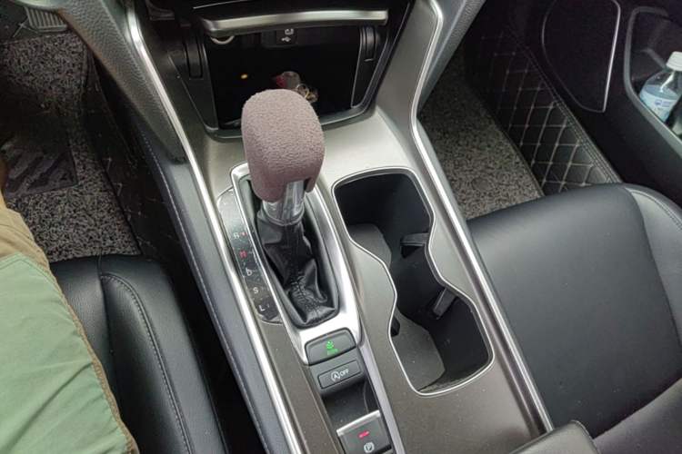 Used Honda Accord 2018 260TURBO Elite Edition China V Gear Lever
