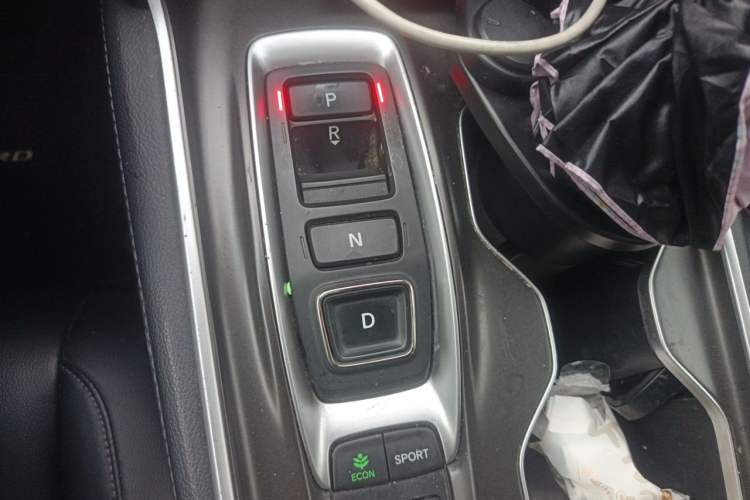 Used Honda Accord 2018 Rui Hybrid 2.0L Rui Ling Edition China VI Gear Lever