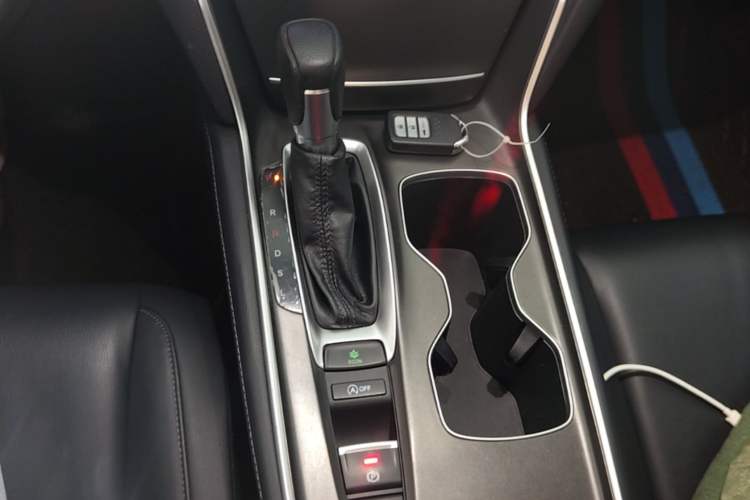 Used Honda Accord 2018 260TURBO Elite Edition China VI Gear Lever