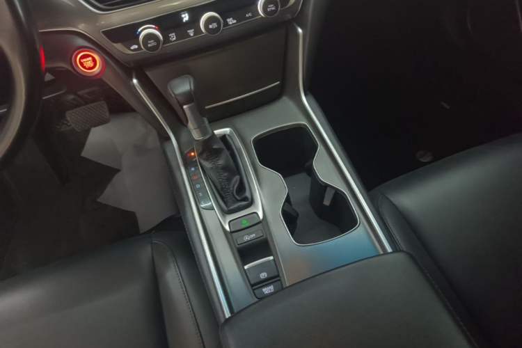 Used Honda Accord 2018 260TURBO Elite Edition China VI Gear Lever