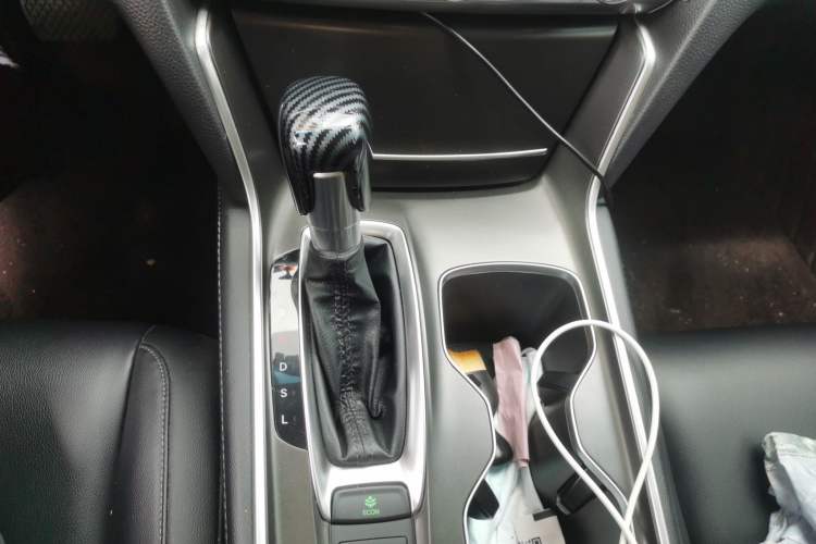 Used Honda Accord 2018 260TURBO Elite Edition China VI Gear Lever