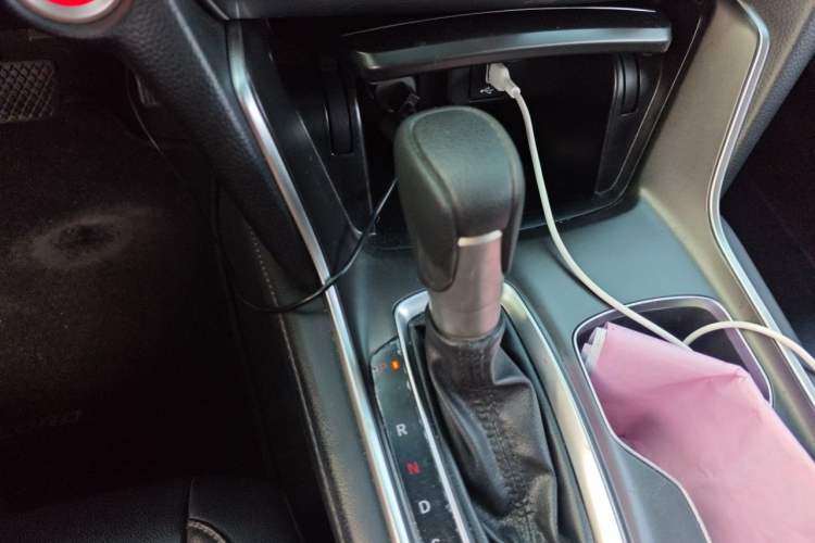 Used Honda Accord 2018 260TURBO Luxury Edition China V Emission Standard Gear Lever