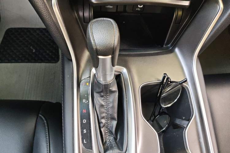 Used Honda Accord 2018 260TURBO Elite Edition China VI Gear Lever