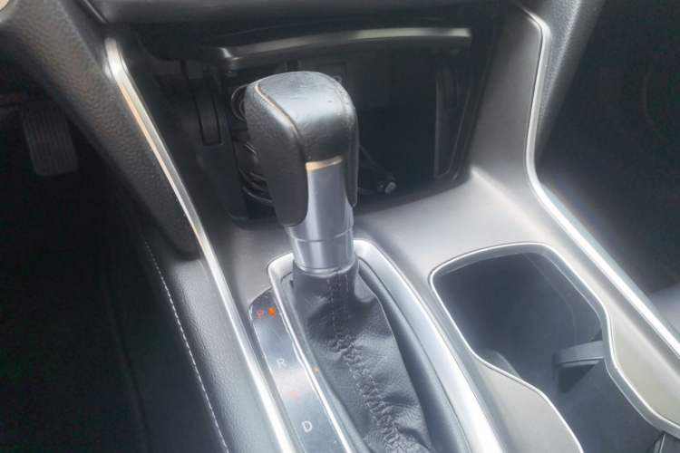 Used Honda Accord 2018 260TURBO Luxury Edition China VI Gear Lever