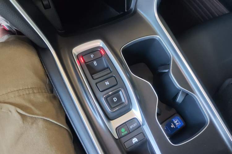 Used Honda Accord 2018 Rui·Hybrid 2.0L Rui Zhi Edition China VI Gear Lever