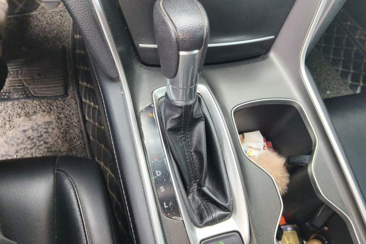 Used Honda Accord 2018 260TURBO Elite Edition China V Gear Lever