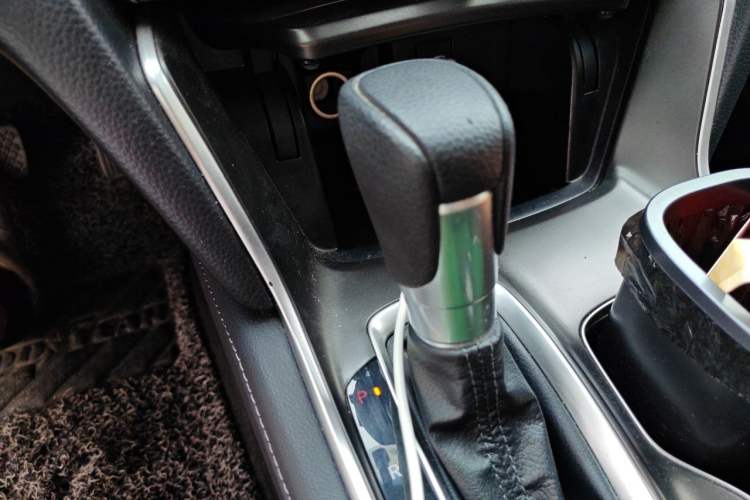 Used Honda Accord 2018 260TURBO Luxury Edition China VI Gear Lever