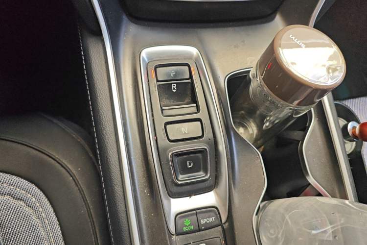 Used Honda Accord 2018 Rui Hybrid 2.0L Rui Ku Edition China V Gear Lever