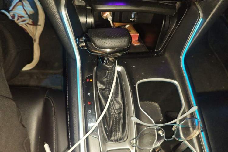 Used Honda Accord 2018 260TURBO Luxury Edition China VI Gear Lever